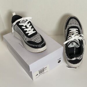 Dream Pairs Black and White Woven Platform Sneakers